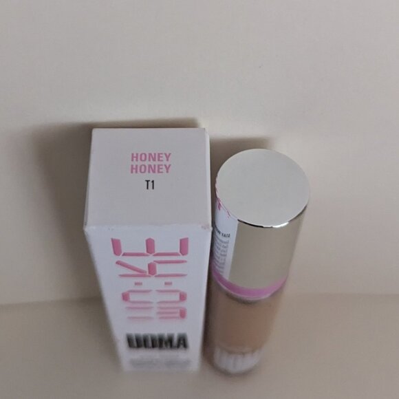 UOMA Stay Woke Brightening Concealer - Honey Honey T1 - Picture 2 of 2